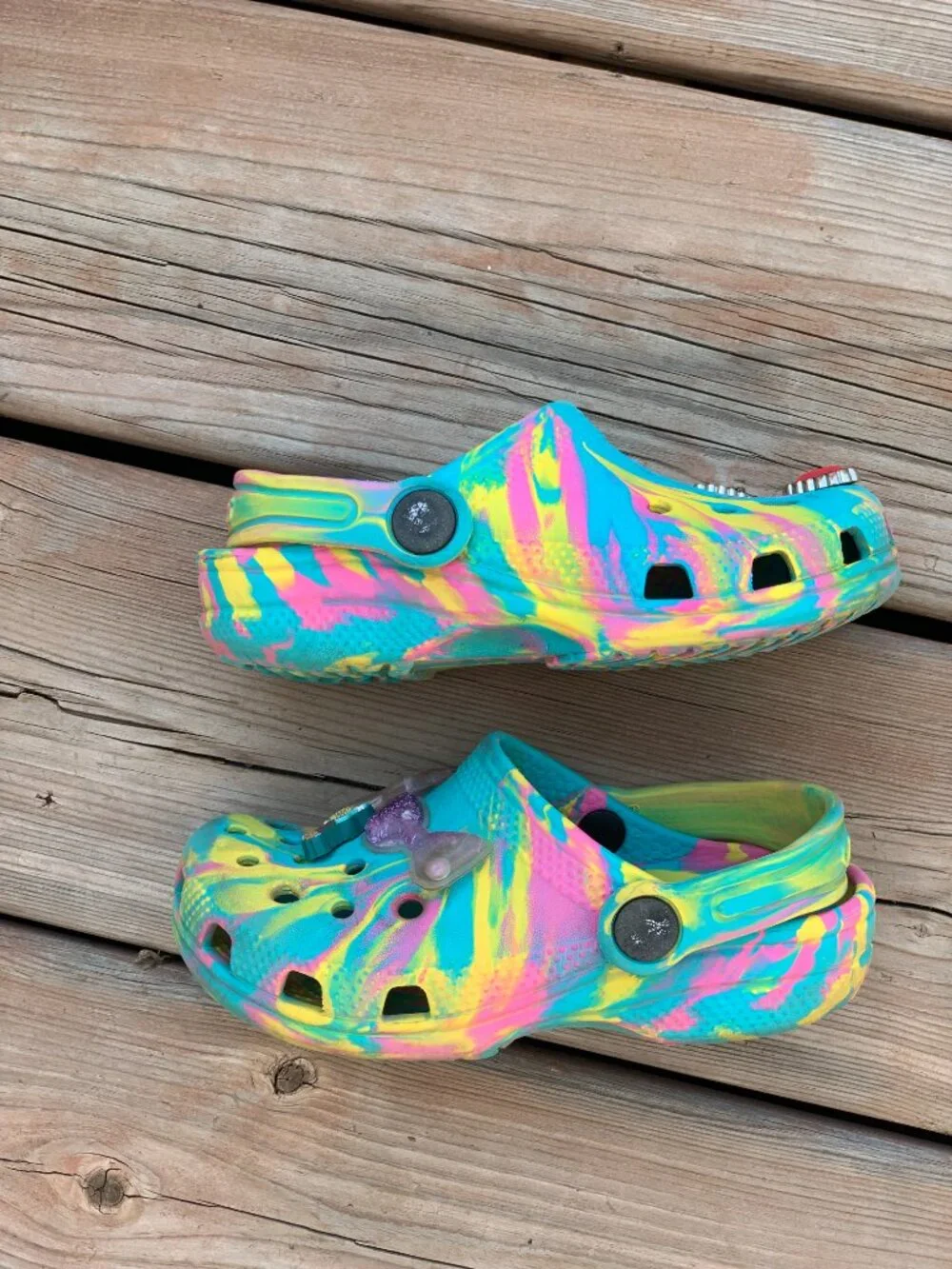Crocs Clogs Toddler C 10 Classic Marbled Blue Pink Charms Slip On Beach Sandals